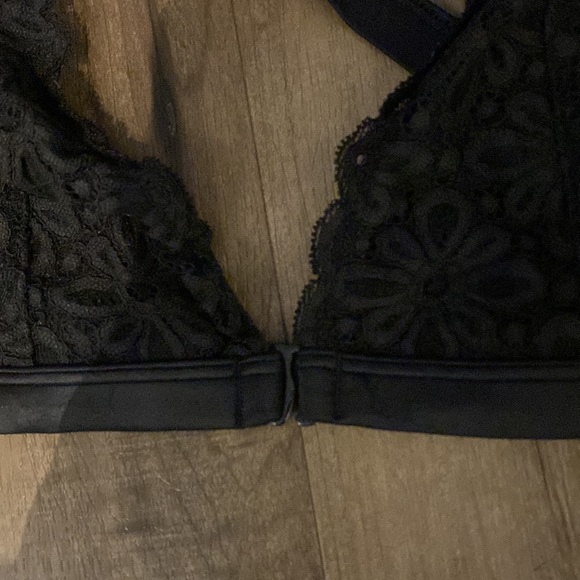 Victoria Secret Bralette - Picture 5 of 6